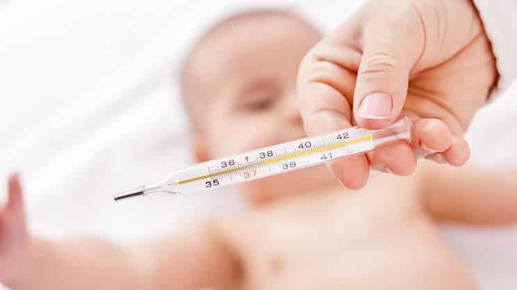 Fieber beim Baby – nicht immer besorgniserregend