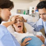 Schmerzen bei der Geburt und wie sie erträglicher werden