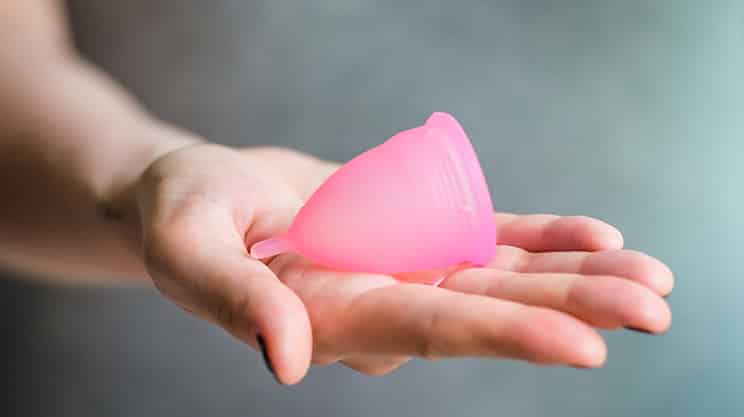 Menstruationstassen – eine Alternative zu Tampons und Binden?