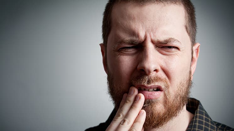 Schmerzhafte Risse in den Mundwinkeln und wie man sie wieder los wird